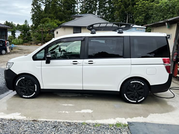 ステップワゴン<br>キャリー取付、ビースト塗装